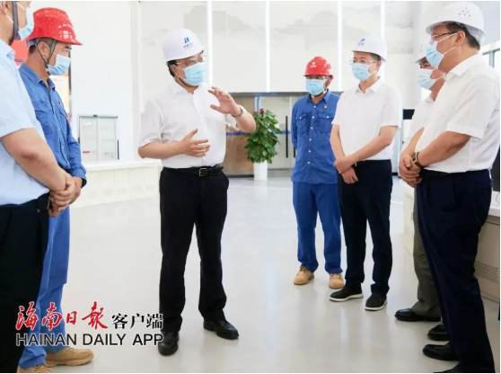 歡迎海南省省委常委，省委副書記，省長馮飛蒞臨馳大幕墻公司承接的洋浦華能幕墻項目視察